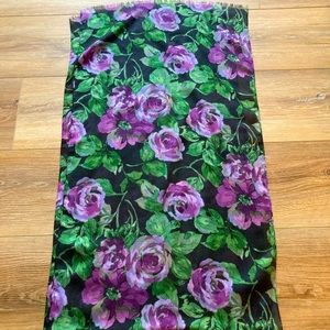 Sale 5 for $20! Beautiful Lightweight Scarf